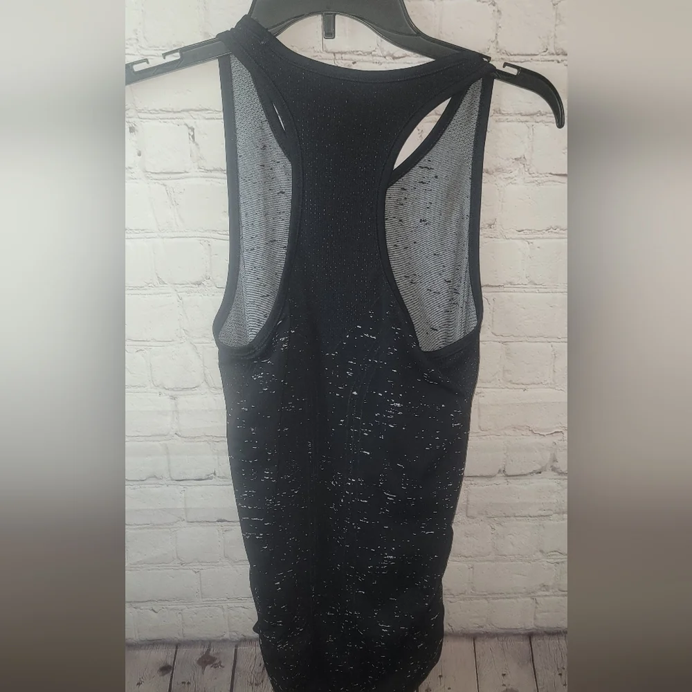 Athleta Rouched Tank - Picture 2 of 3